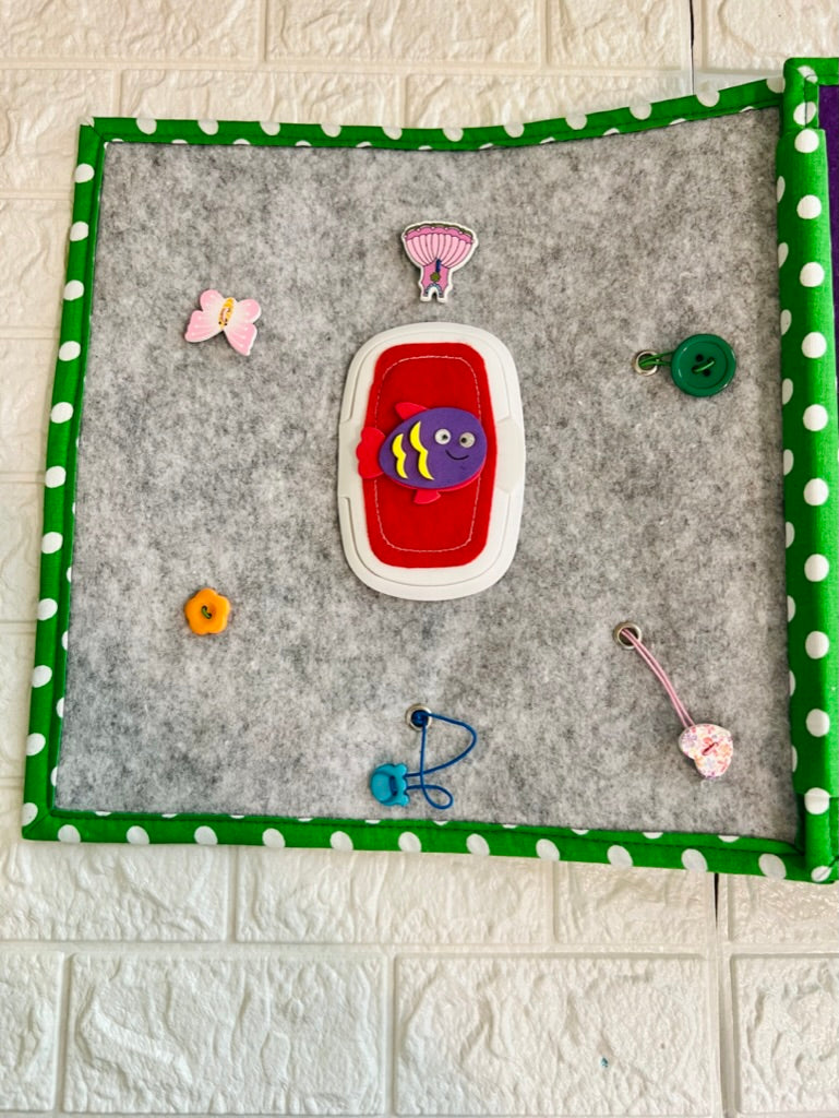 Printed cover toddler /preschool busy book