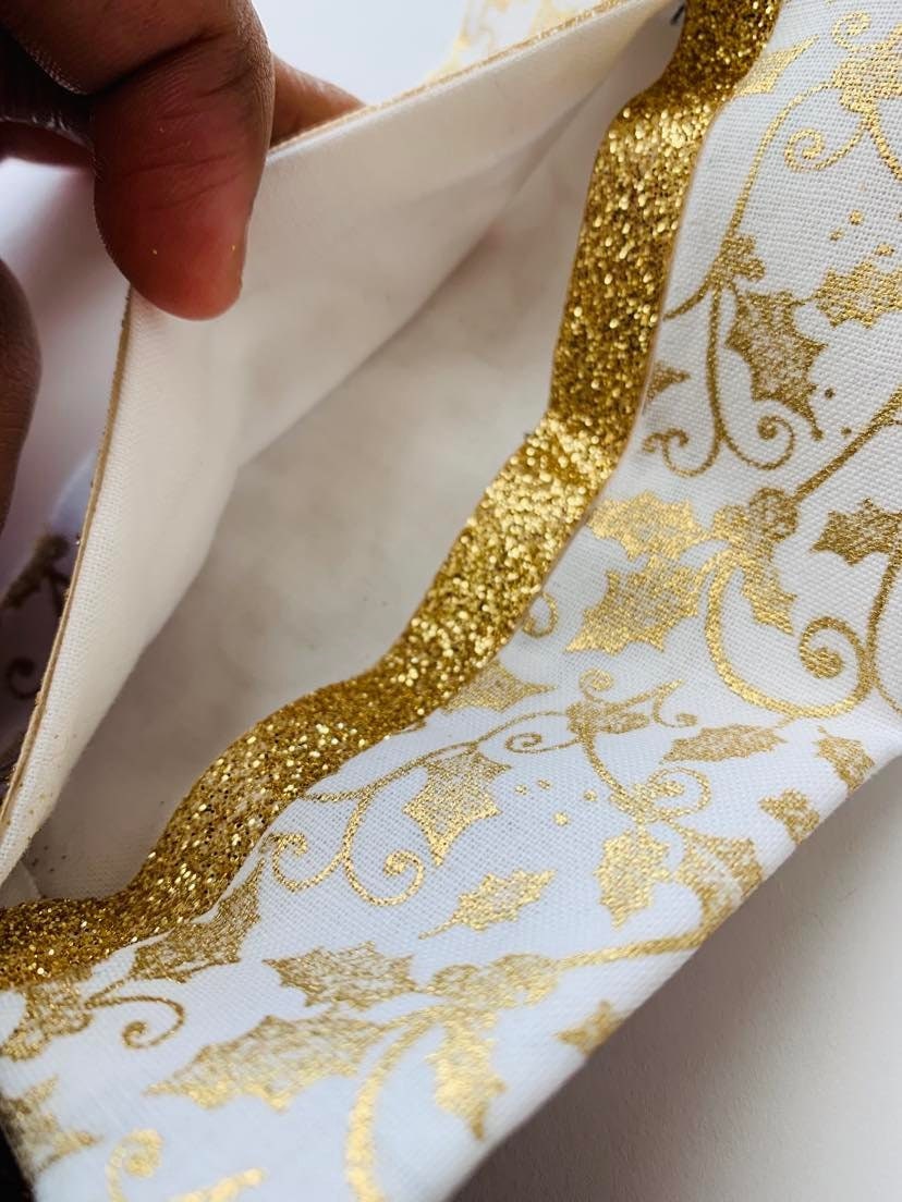 Gold Christmas Fabric Tissue Holder, Pocket Tissue Holder, Mini Tissue Pouch, Travel Tissue Holder, Pocket Tissue Cover, Kleenex Case