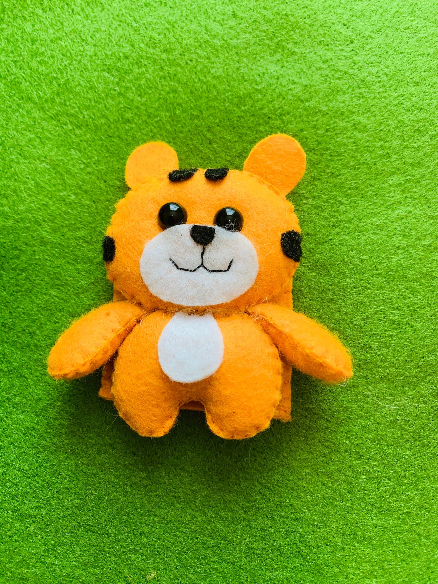 Forest wild Animals finger puppets-Children kid Puppets great to entertain your chid toddler- Great for teachers-quiet toys