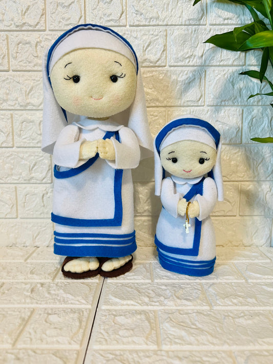 Saint Theresa of Calcutta St Theresa , saint doll, saint ornaments, baptism gift, first communion gift, customized saint doll, Saint Theresa