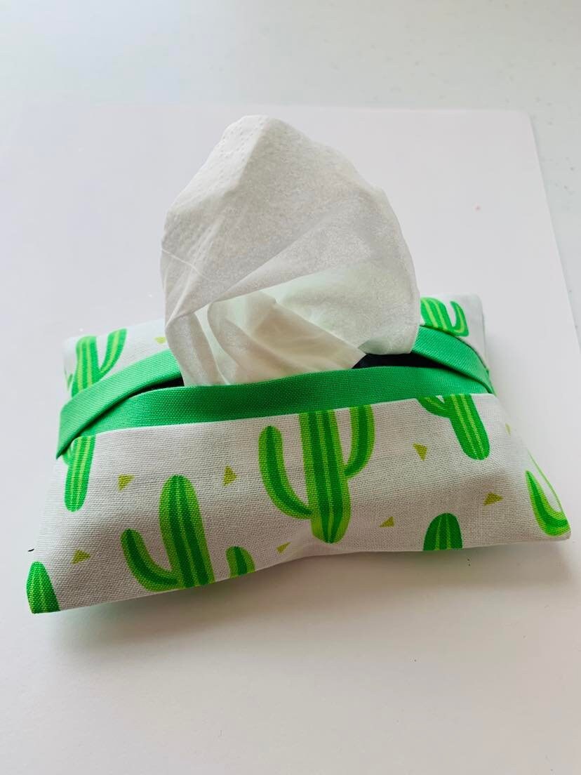 Green cactus Fabric Tissue Holder, Pocket Tissue Holder, Mini Tissue Pouch, Travel Tissue Holder, Pocket Tissue Cover, Kleenex Case