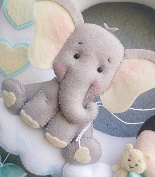 Baby boy elephant personalized name ring/wreath, nursery/bedroom decor, felt name keepsake, birthday gift, door decoration