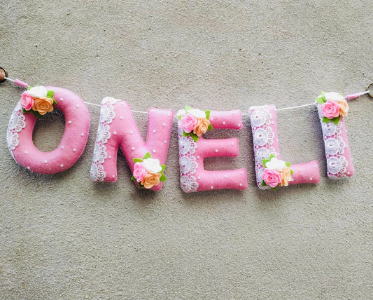 Baby wall art, name sign, Floral nursery decor, felt name banner, personalized gift, baby gift, baby shower, baby name garland