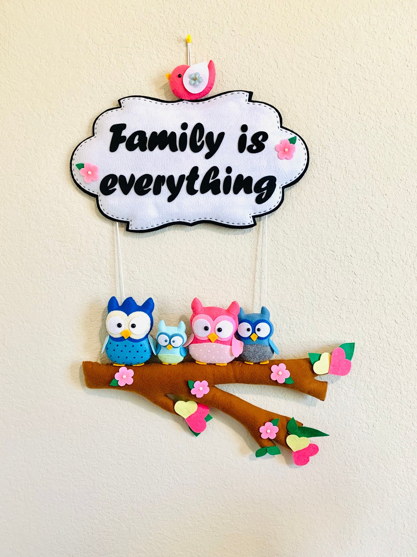 Family theme wall hanger, owl wall hanger, owl theme wall decoration, family theme wall decoration, gift for house warming