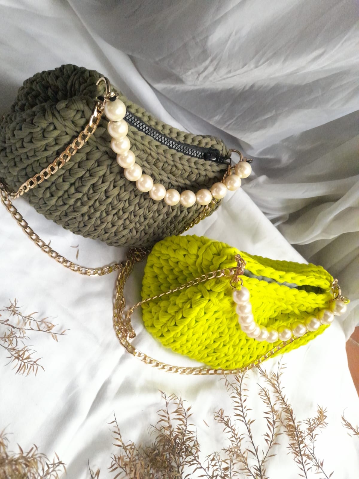 Crochet hand bag