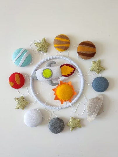 Space theme cot mobile / solar system mobile / Planet and rocket toys / sky theme crib mobile / felt hand, rocket mobile, nursery mobile